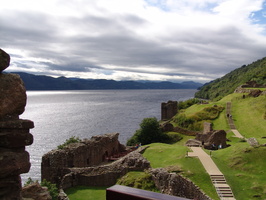 Loch Ness , Urquart Castl