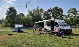 Wohnmobilstellplatz nahe Riga